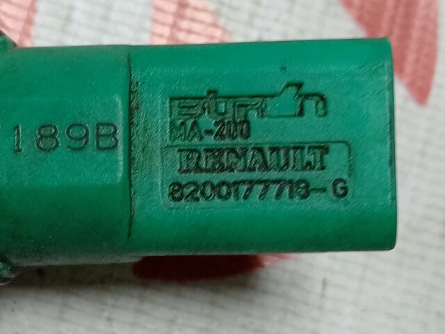 Датчик RENAULT Duster H4M