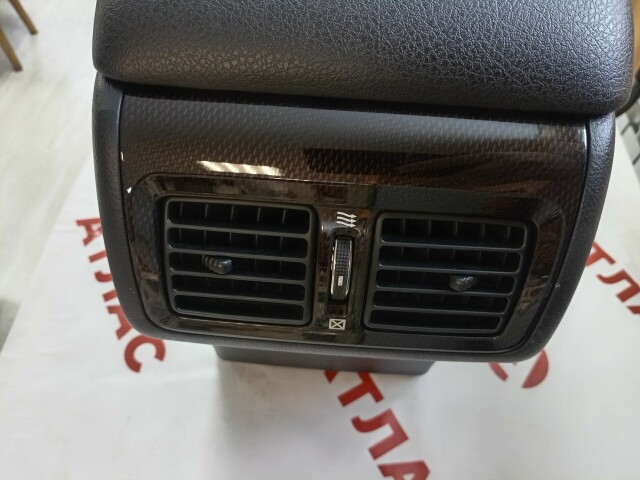 Подлокотник TOYOTA Camry 