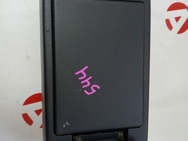 Подлокотник TOYOTA Corolla Fielder 