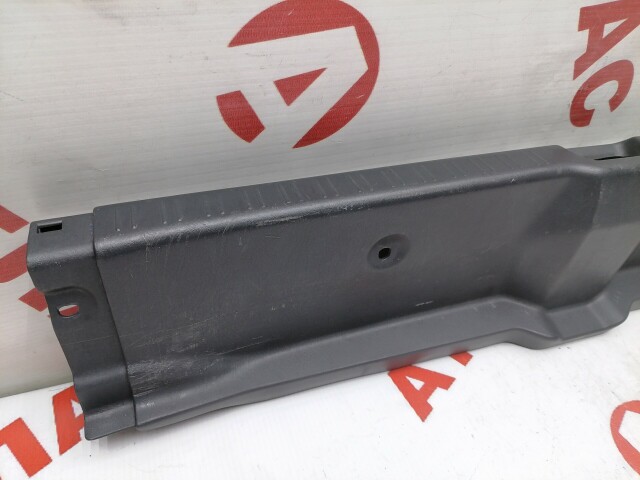 Накладка замка багажника TOYOTA Corolla 