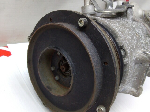 Компрессор кондиционера TOYOTA Estima 2AZ-FE