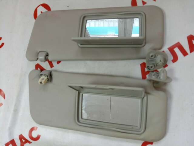 Козырёк TOYOTA Ist 