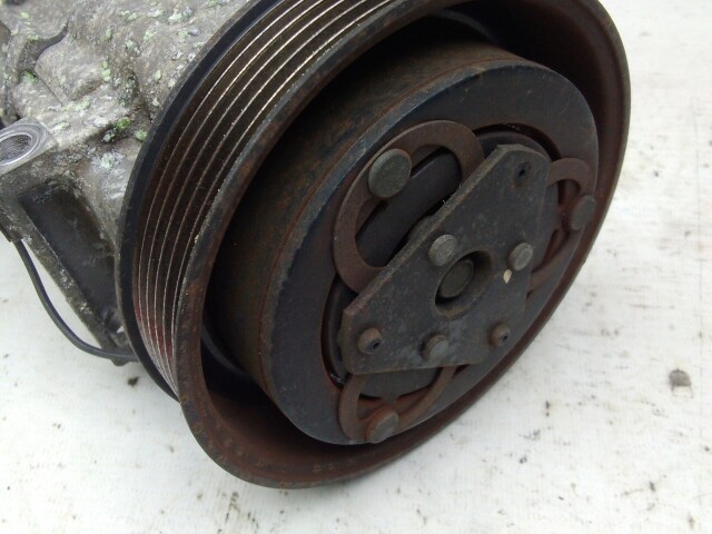 Компрессор кондиционера NISSAN Sunny QG15-DE