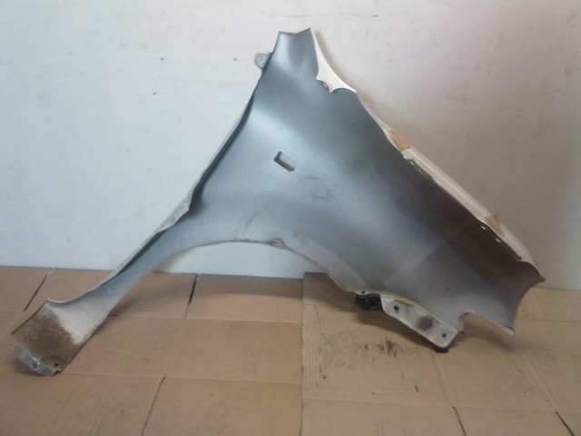 Крыло TOYOTA Sienta 