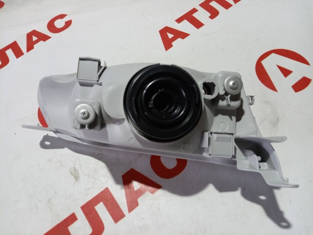 Фара TOYOTA Sprinter 