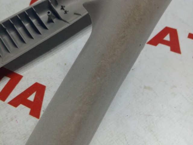 Накладка на стойку лобового стекла NISSAN Sunny 