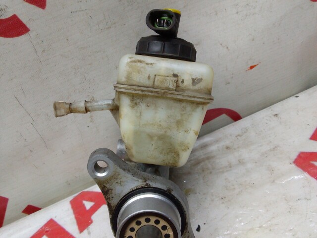 Главный тормозной цилиндр RENAULT Sandero Stepway 