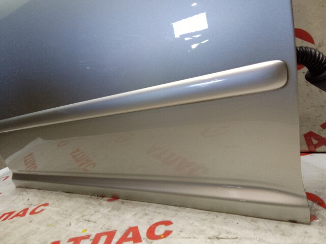 Дверь TOYOTA Avensis 