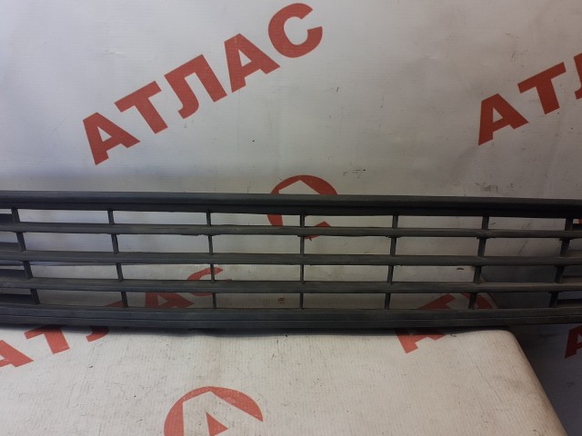 Решетка в бампер VOLKSWAGEN Polo 