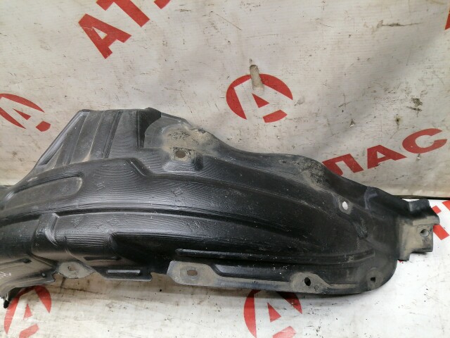 Подкрылок TOYOTA Vitz 