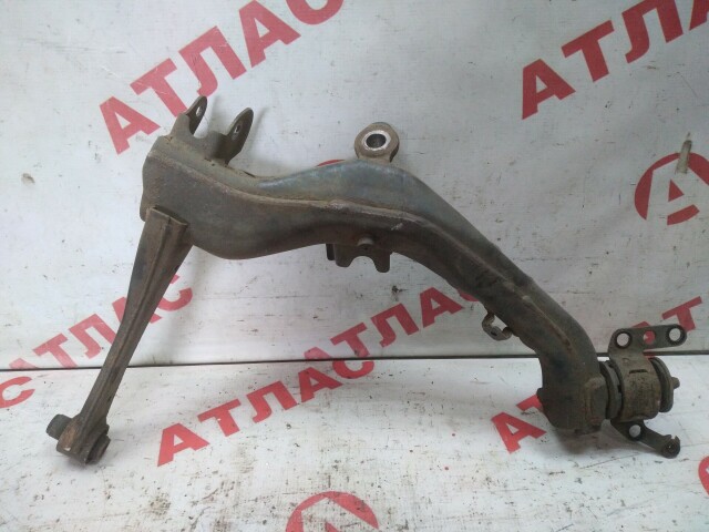 Рычаг TOYOTA Avensis 