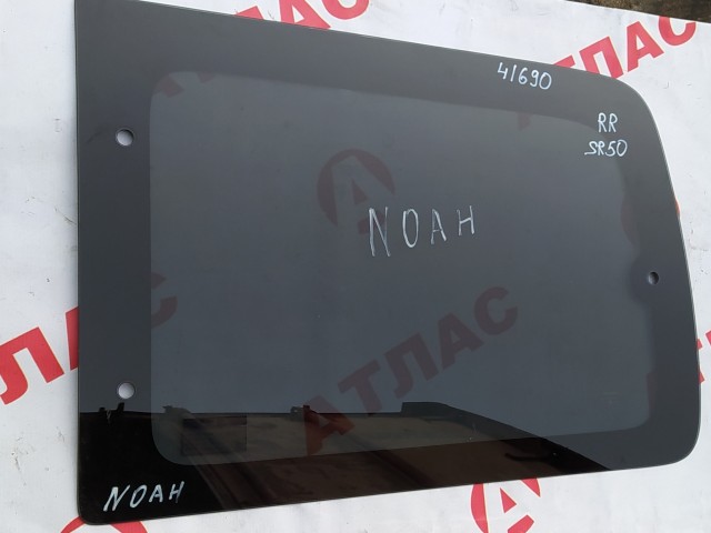 Стекло собачатника TOYOTA Town Ace Noah 