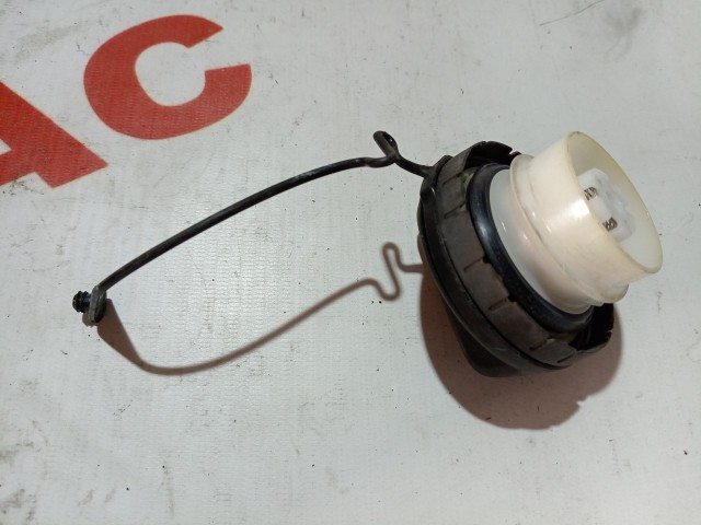 Пробка бензобака TOYOTA Ractis 
