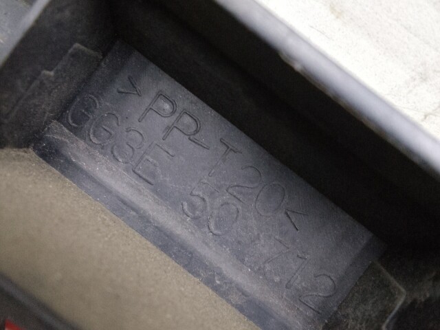 Решетка радиатора MAZDA Capella 