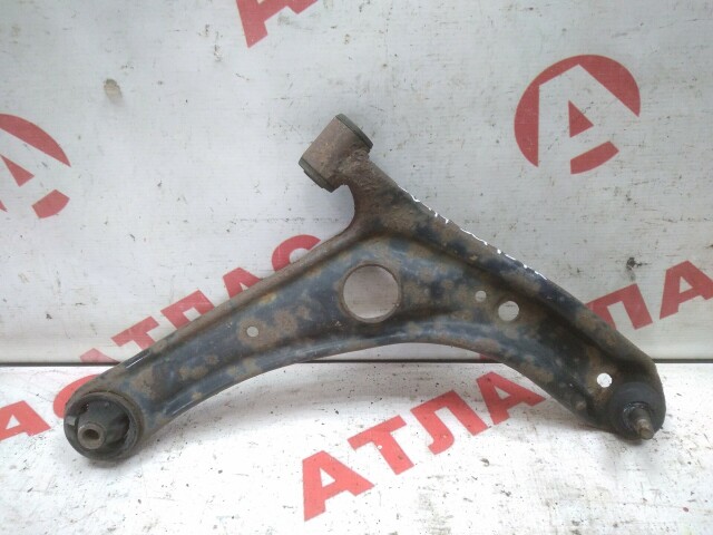 Рычаг TOYOTA Vitz 