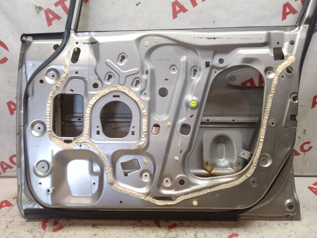 Дверь HONDA Stream 