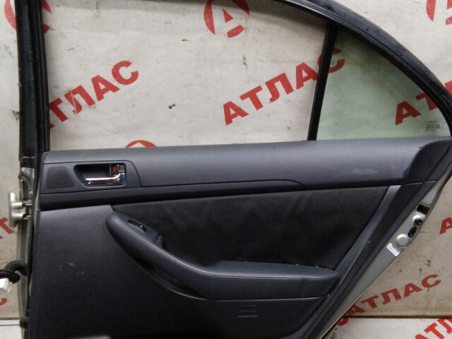 Дверь TOYOTA Avensis 
