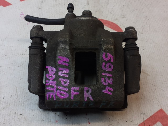 Суппорт TOYOTA Porte 