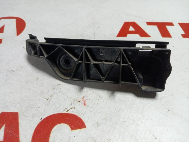 Крепление бампера TOYOTA Corolla Spacio 