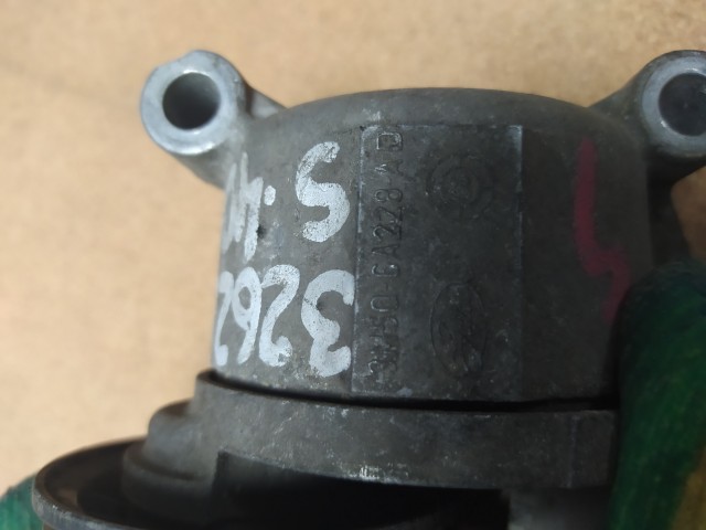 Ролик FORD Focus 