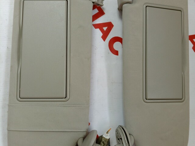 Козырёк TOYOTA Avensis 