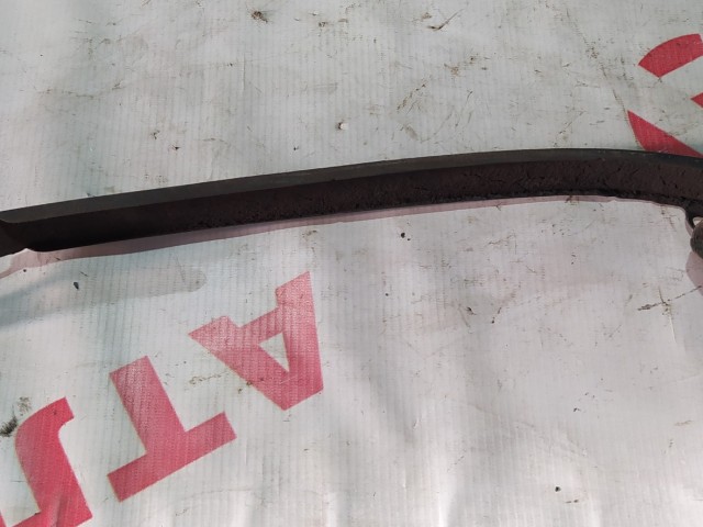 Планка под фару TOYOTA Avensis 