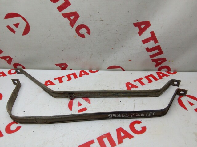 Крепление бензобака TOYOTA Corolla 