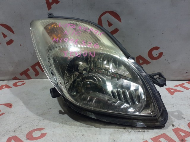 Фара TOYOTA Vitz 