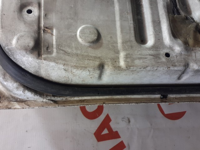 Дверь TOYOTA Carina 