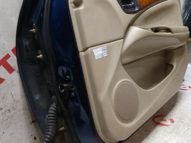 Дверь NISSAN Bluebird Sylphy 