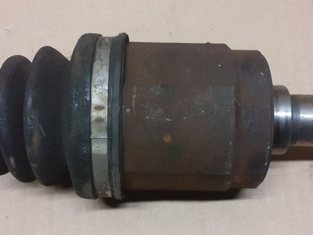 Привод короткий HONDA Logo 