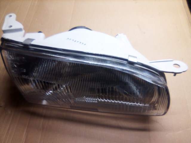 Фара TOYOTA Corolla 