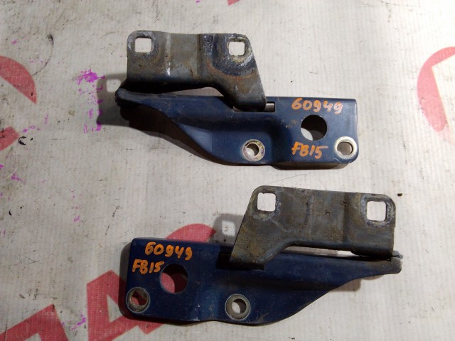 Кронштейны капота NISSAN Sunny 