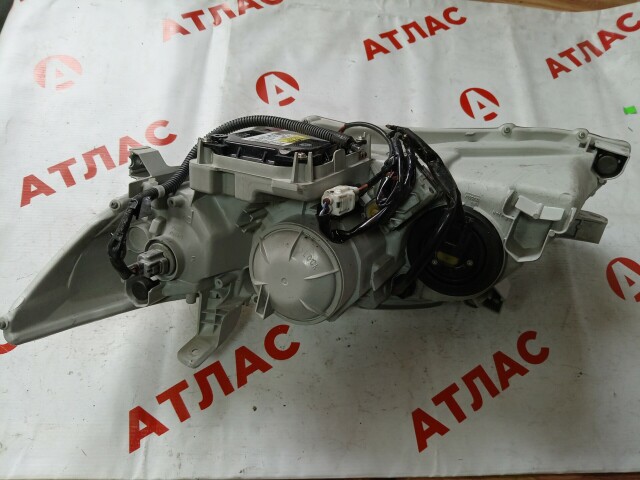 Фара TOYOTA Camry 