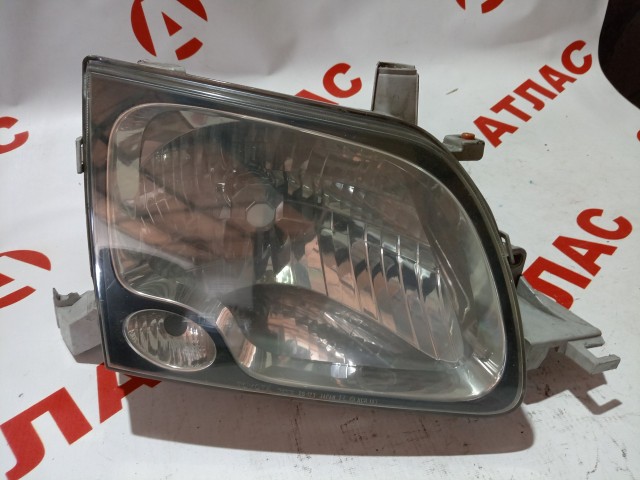 Фара TOYOTA Noah 