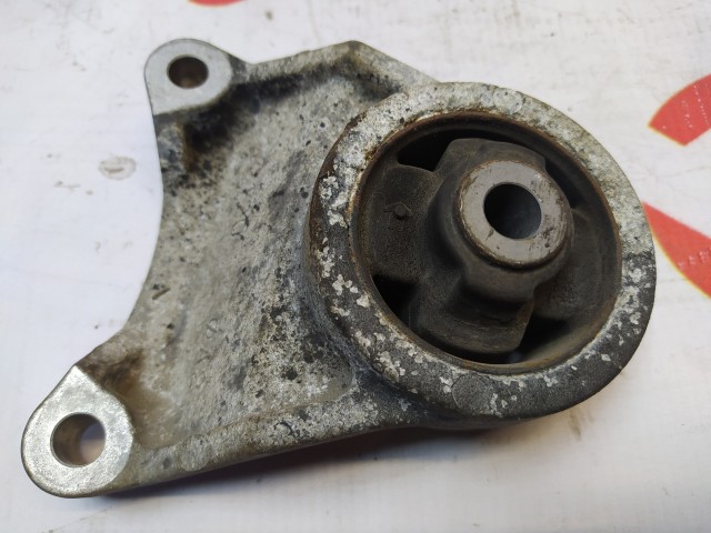 Подушка редуктора TOYOTA RAV4 