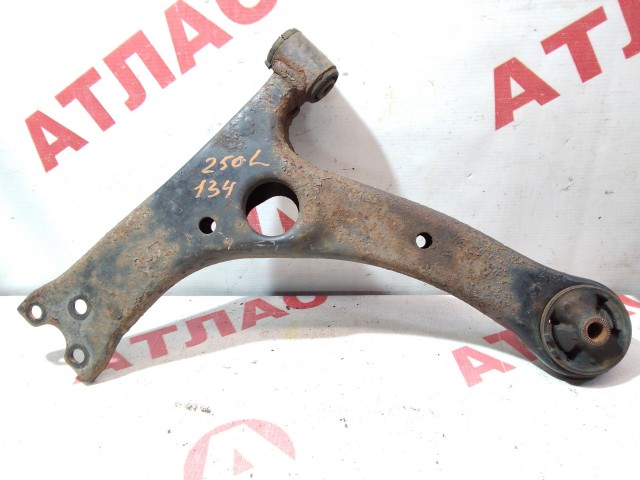 Рычаг TOYOTA Avensis 