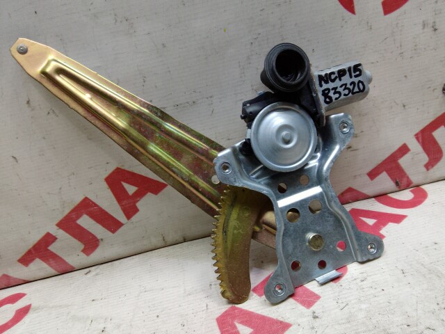 Стеклоподъемник TOYOTA Vitz 