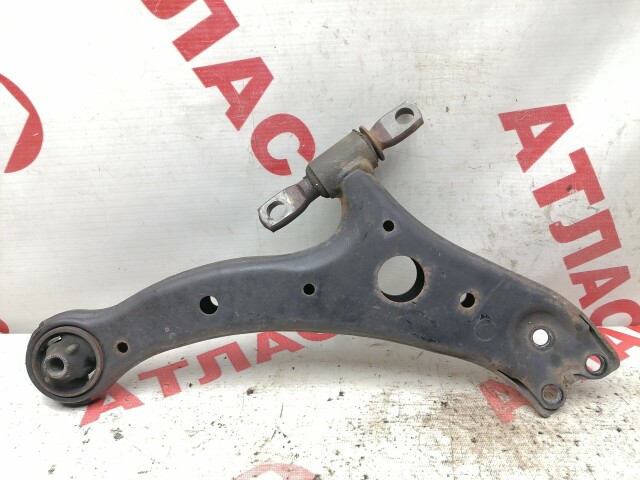Рычаг TOYOTA Camry 