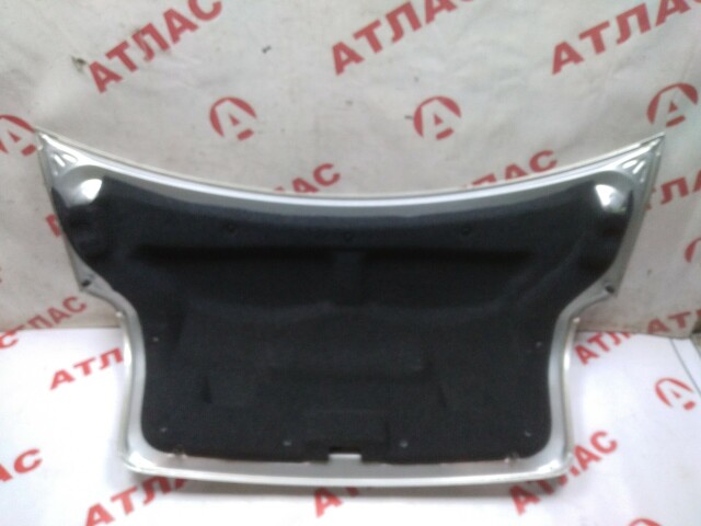 Крышка багажника TOYOTA Avensis 
