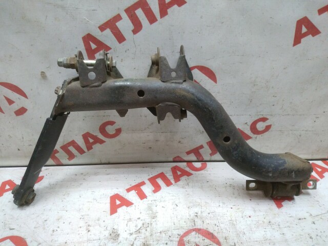 Рычаг HONDA Stream 