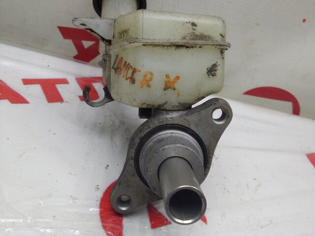 Главный тормозной цилиндр MITSUBISHI Lancer 