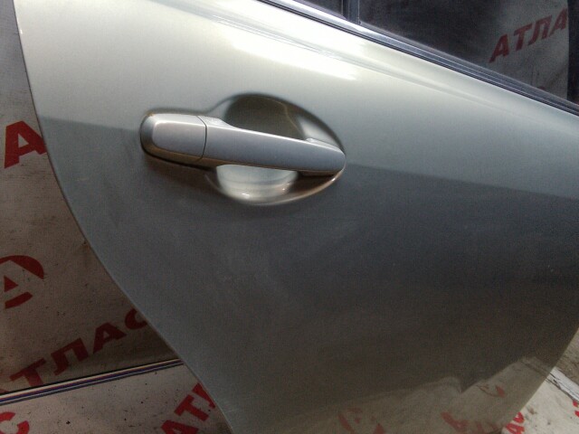 Дверь TOYOTA Avensis 