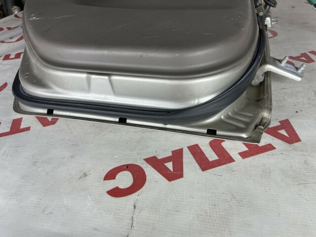 Дверь TOYOTA Platz 
