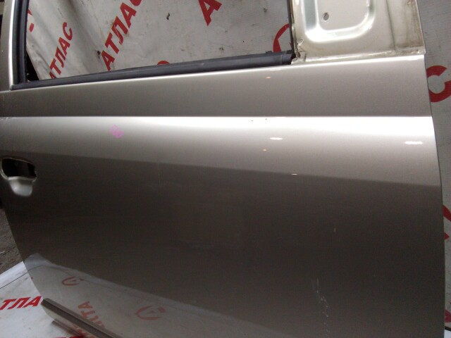 Дверь TOYOTA Vitz 