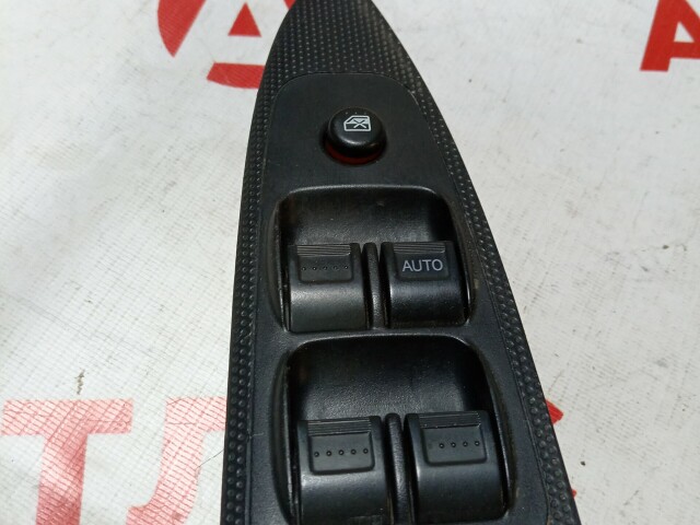 Блок управления стеклоподъемниками HONDA Stream 