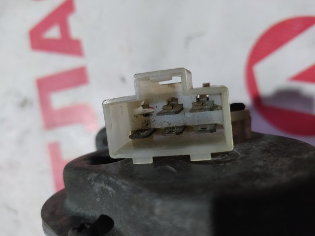 Моторчик дворников NISSAN Primera 