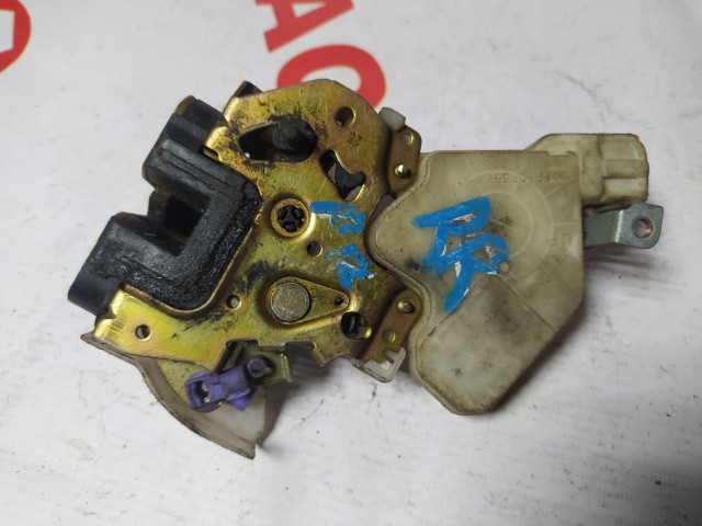 Замок двери NISSAN Primera 