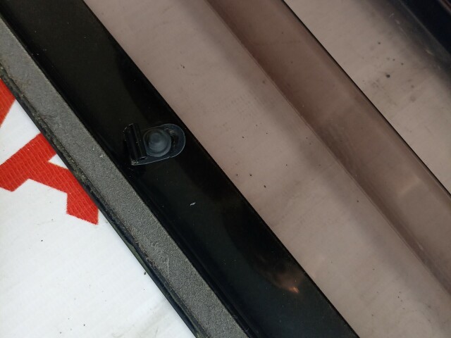 Ветровик TOYOTA Corolla Fielder 