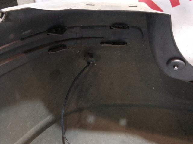 Бампер задний TOYOTA Avensis 